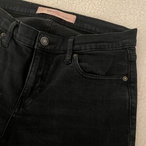 Gap 1969 Best Girlfriend Jeans. 27R. Black